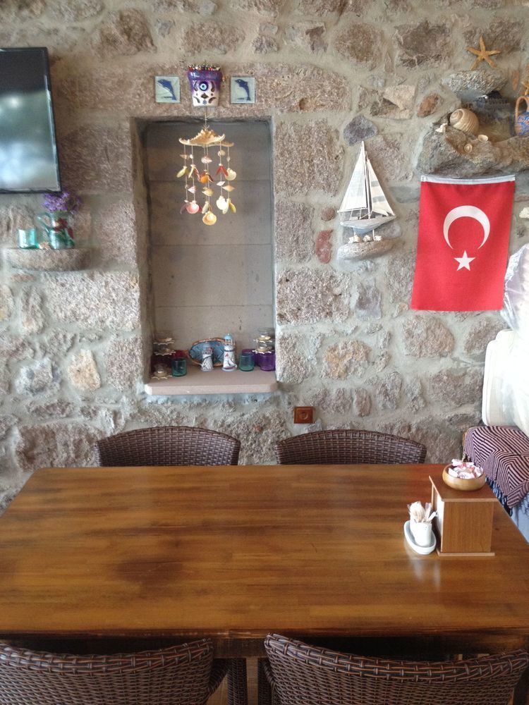 Nazan & Restaurant & Hotel 3*