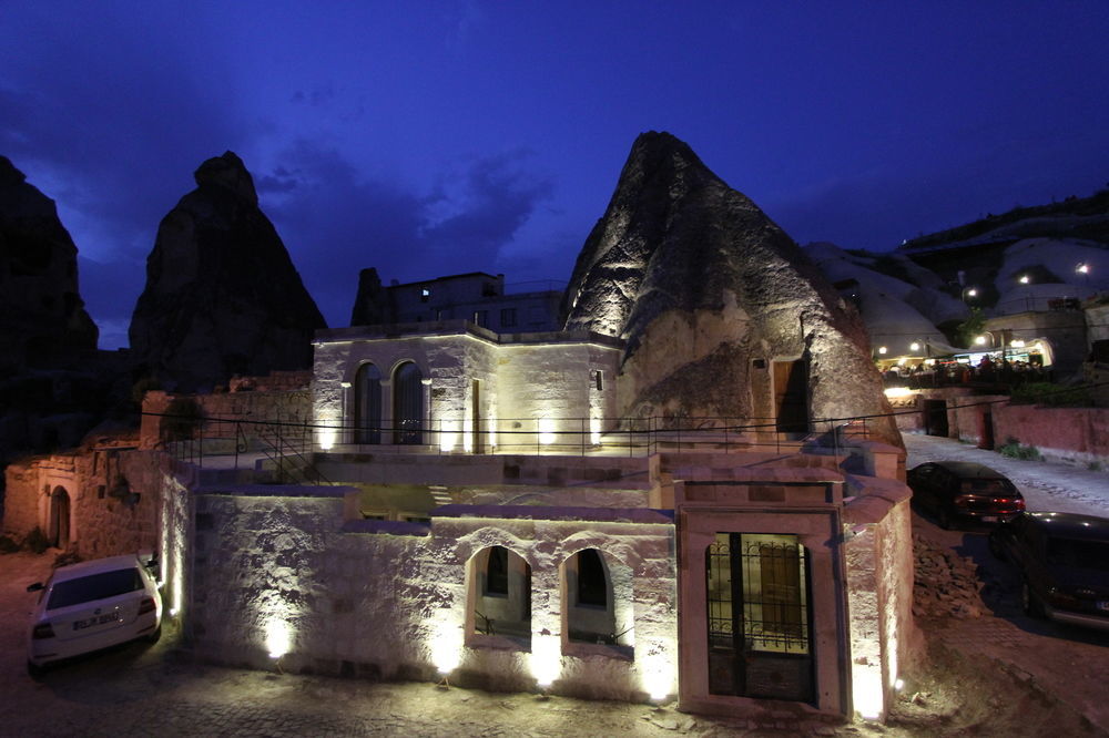 Imperial Cave &