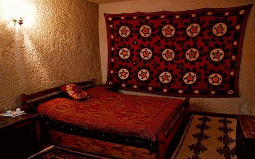 Inn Kismet Cave House
