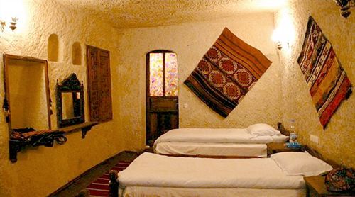 Inn Kismet Cave House