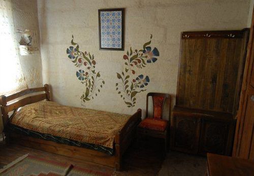 Inn Kismet Cave House