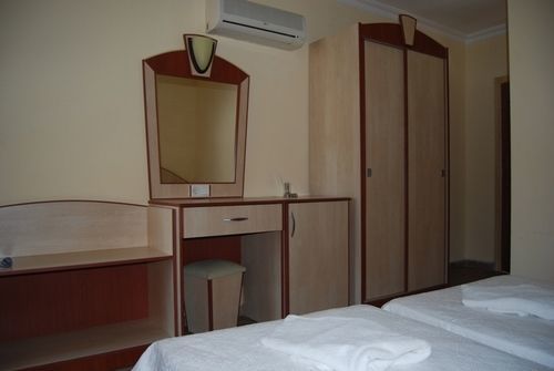 Hotel Ikbal
