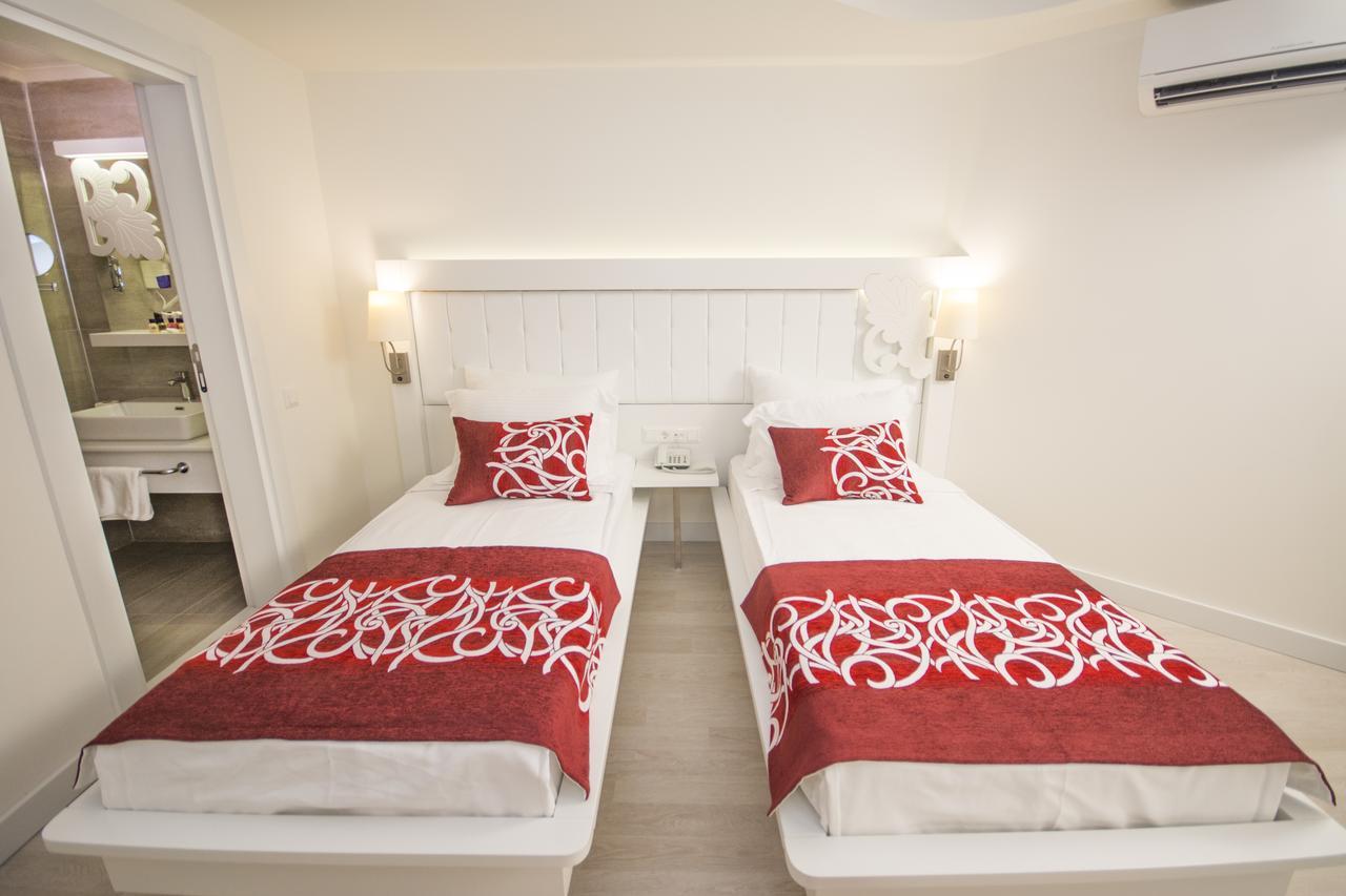 Laguna Alya & Hotel 5*