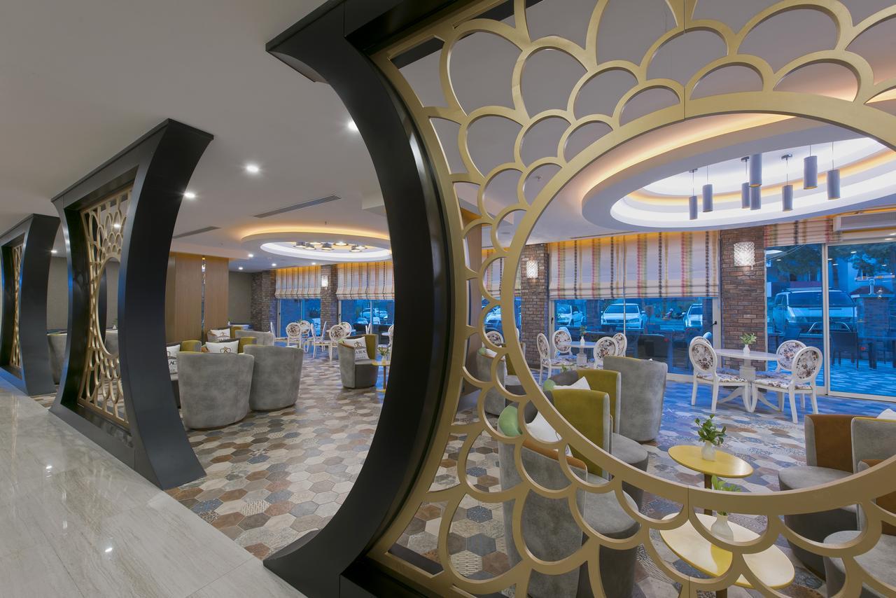 Hotel Asia Beach Resort & Spa Hotel