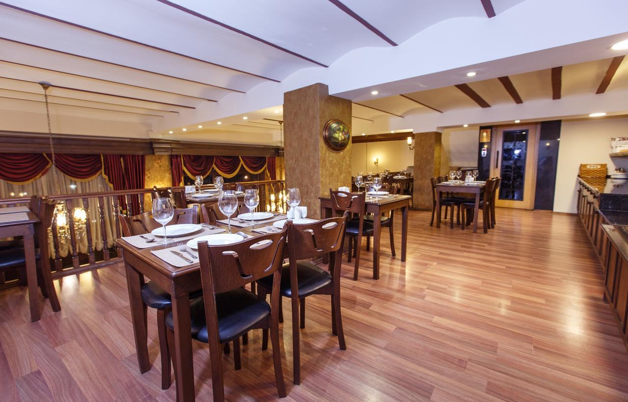 Tahir Aga Konagi Hotel 4*
