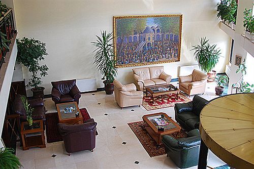 Central Hotel