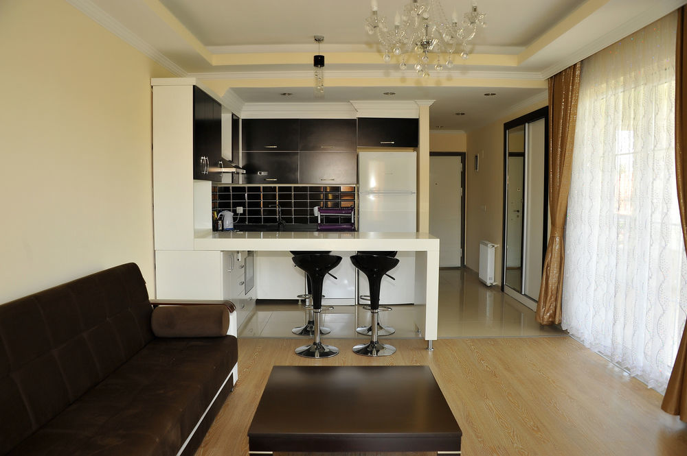 2 Apartment *