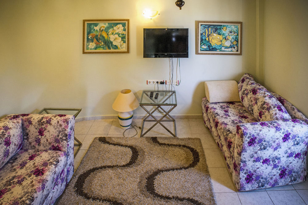 Bade Hotel Kemer