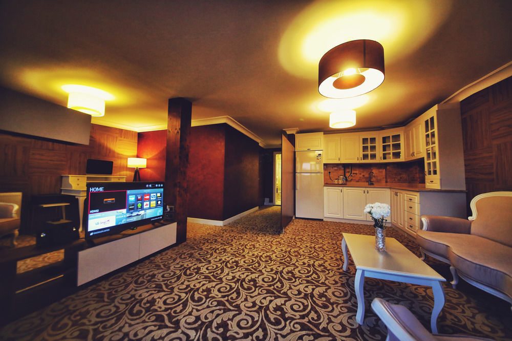 Hotel My 2*