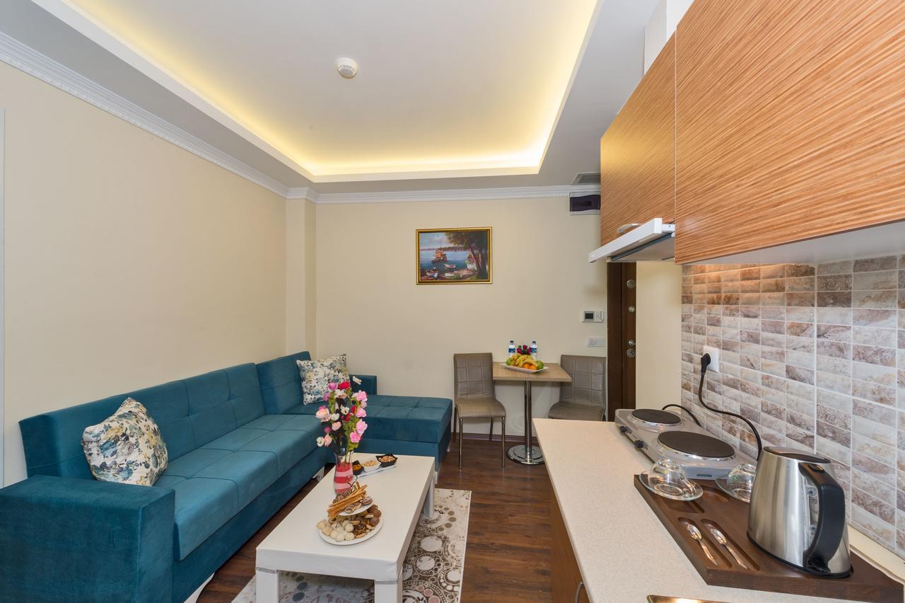 Le Premier House 2*