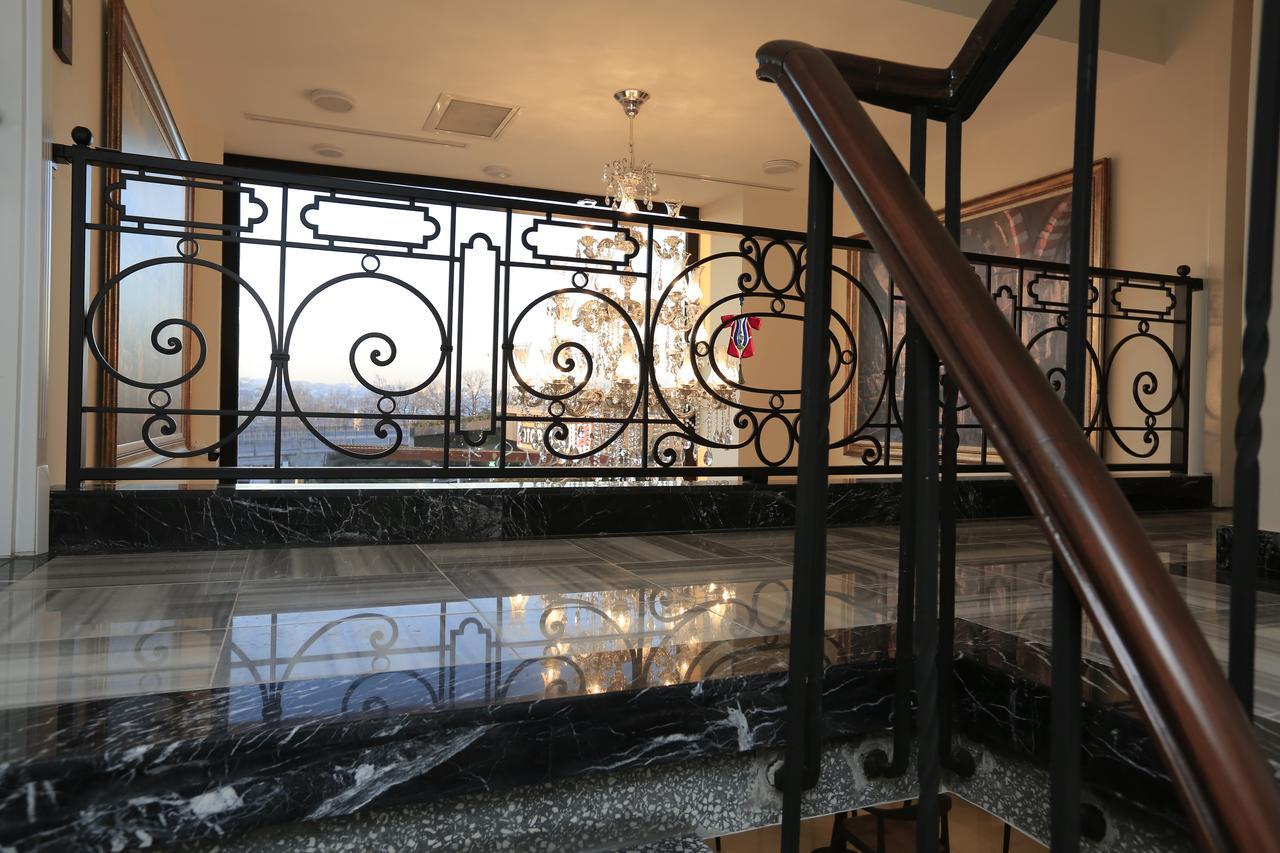 Hotel Art Nouveau Pera 2*