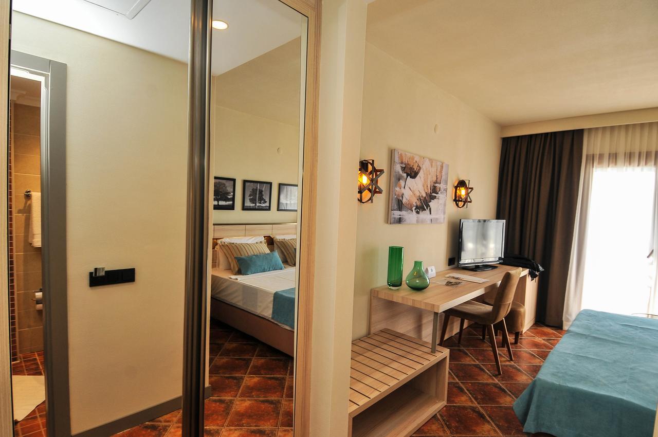 Green Beach Resort Resort