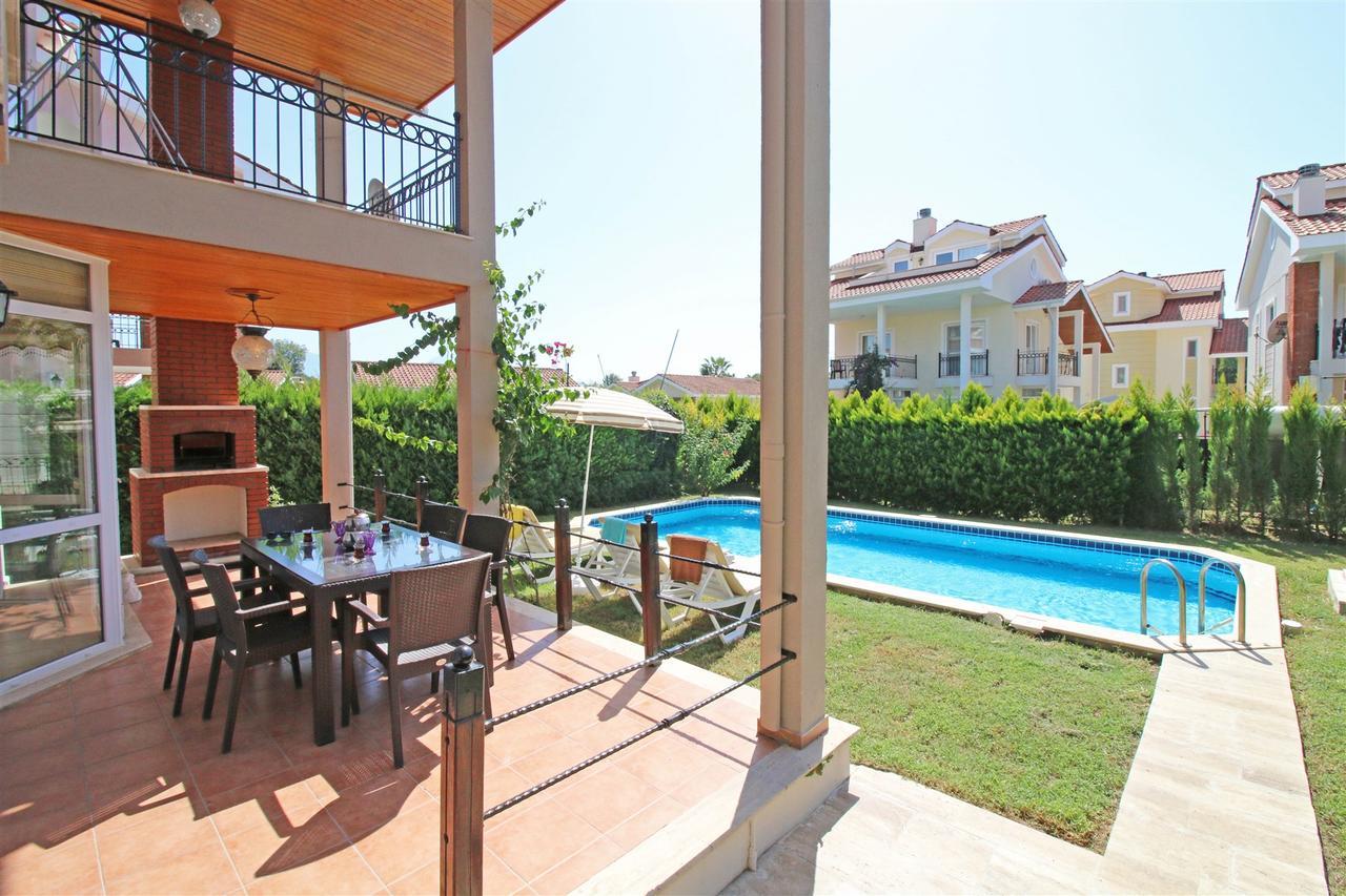 Oasis Lettings A14 Villa