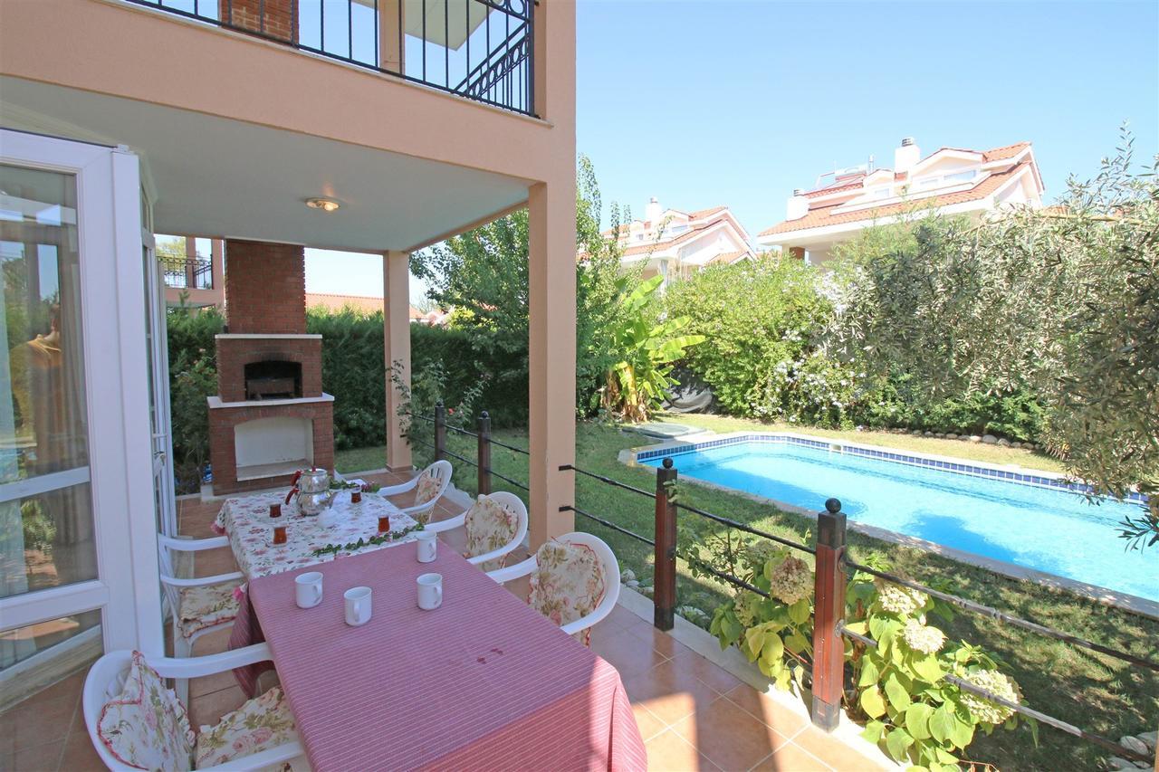 Oasis Lettings A14 *