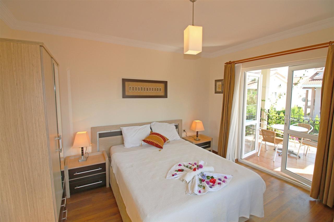 Oasis Lettings A14 *