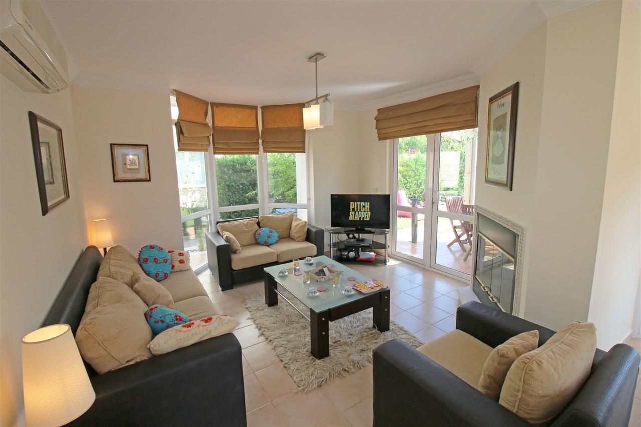 Villa Oasis Lettings A14