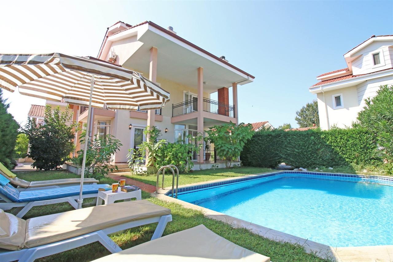 Oasis Lettings A14 Villa *