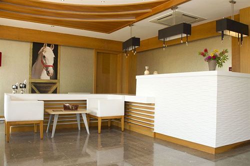 Country house Konvoy & The Country Club