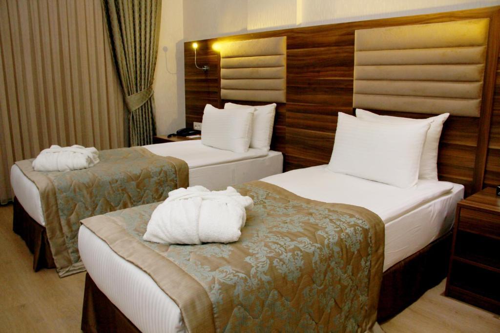 Hotel Adanava 4*