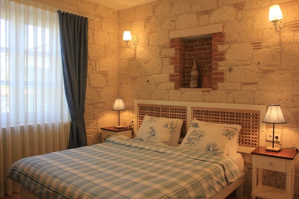 Hotel Fora 2*