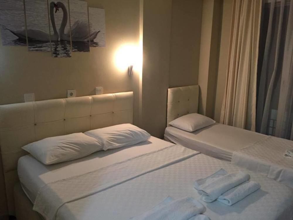 Koz Eren Cesme