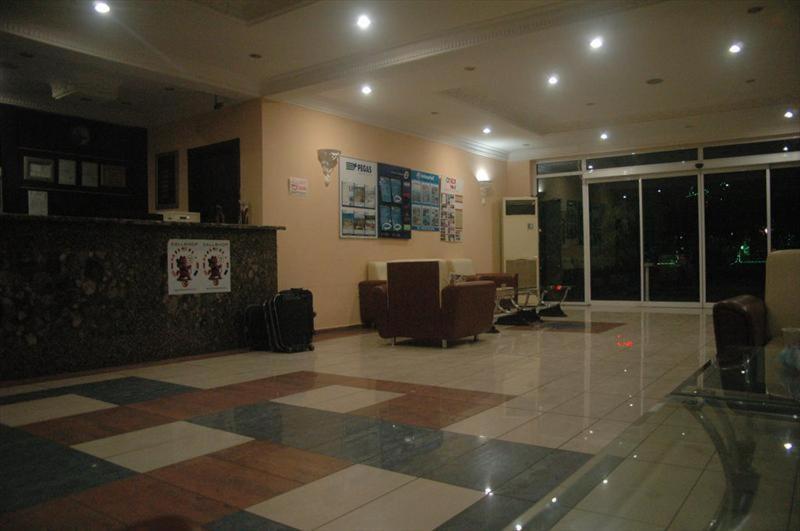 Derya Deniz Hotel 3*