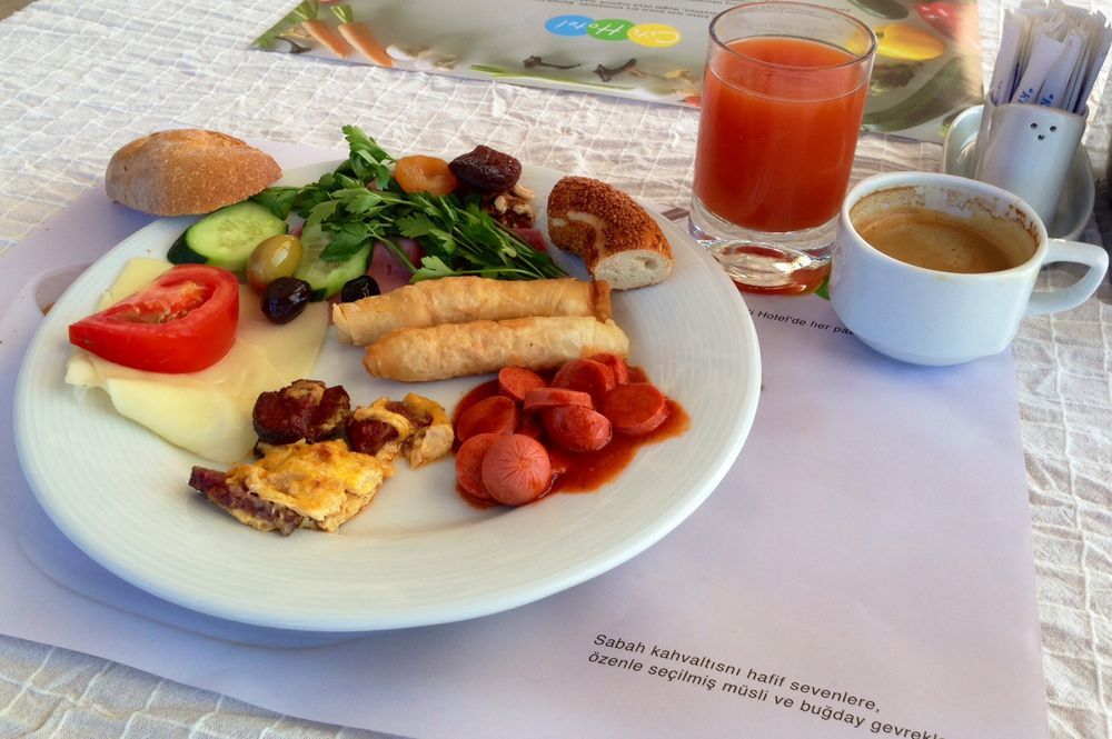 Zephyros Hotel 3*