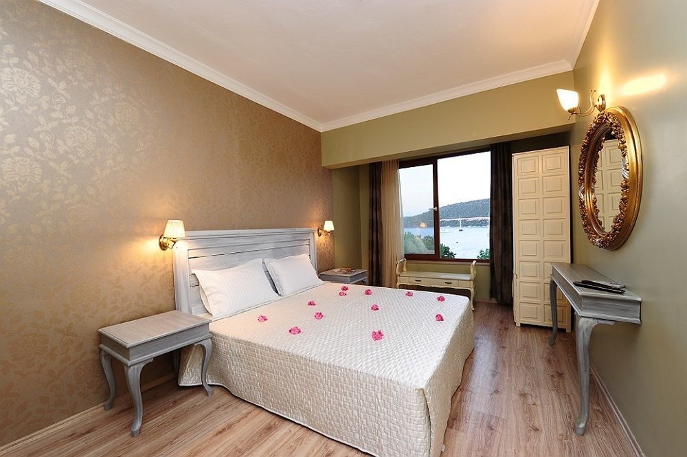 Karianda Hotel *