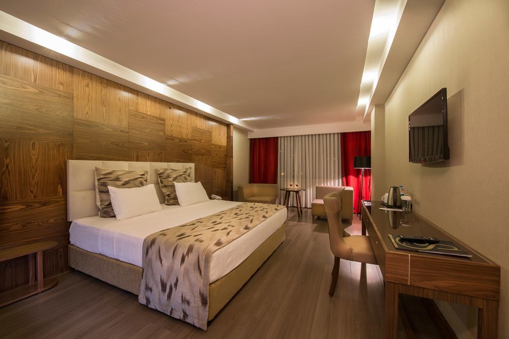 Ramada Plaza By Wyndham 5*