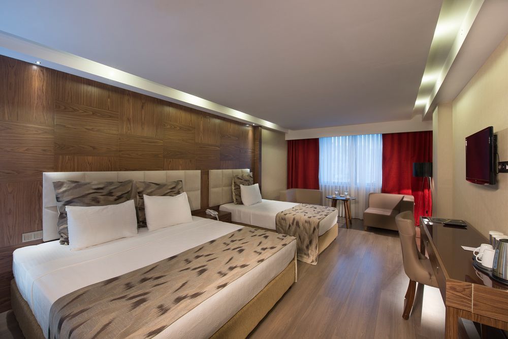 Ramada Plaza By Wyndham