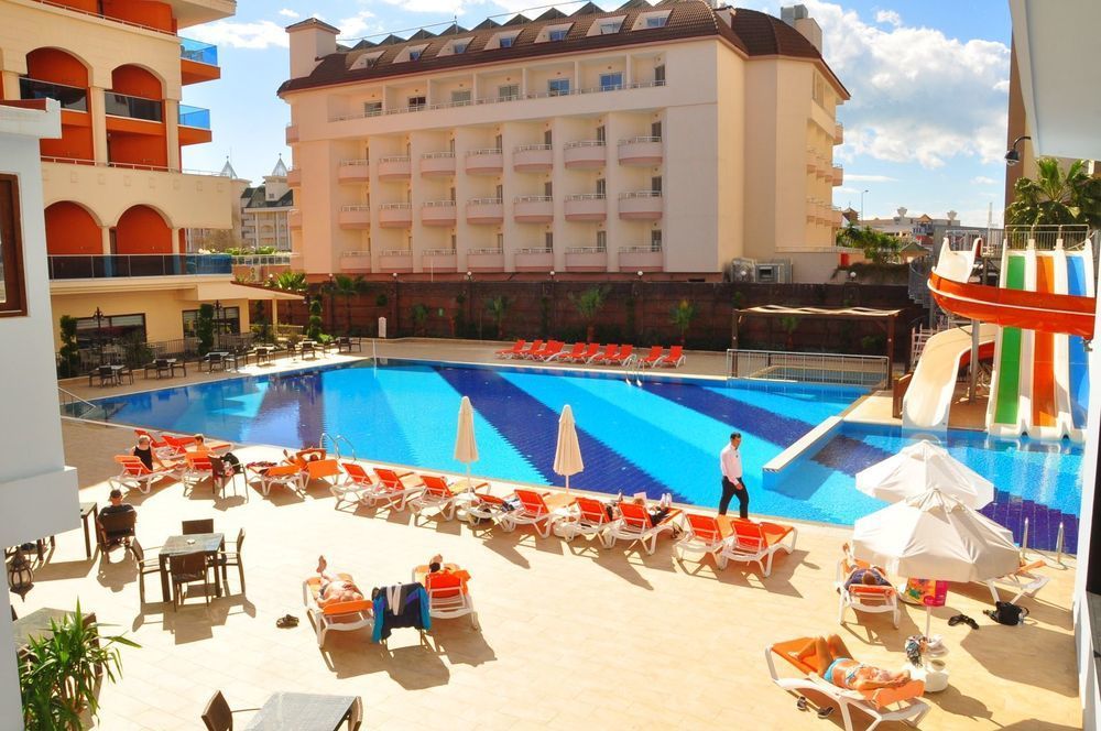 Orange Palace Hotel