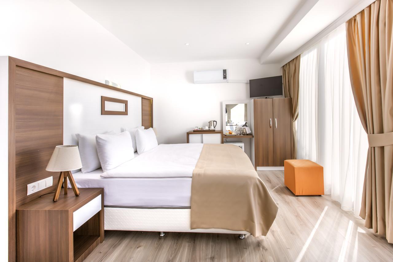 Demir Suit Kusadasi