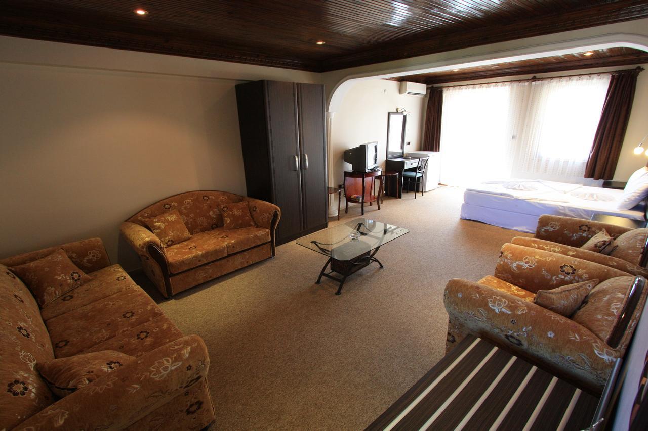 Calbis Hotel 3*