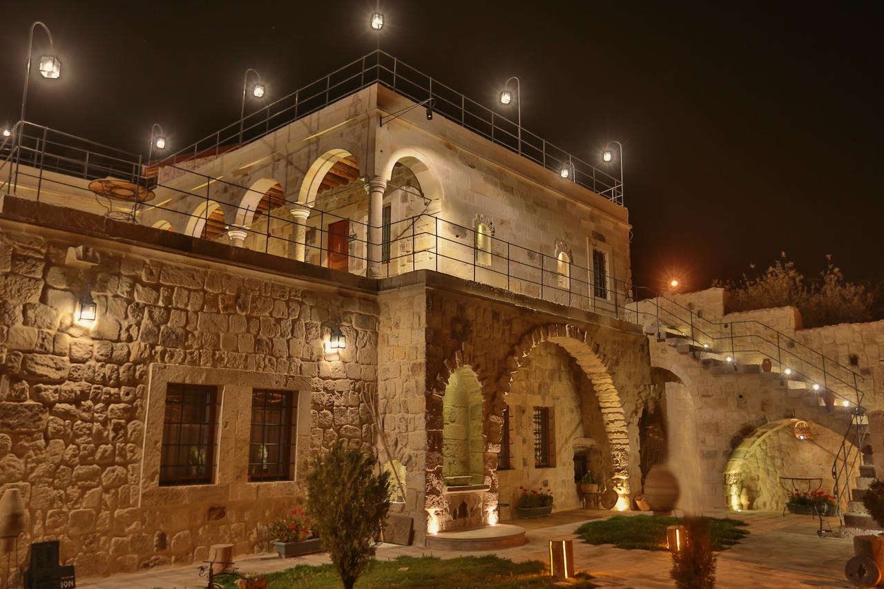 Acropolis Cave Hotel