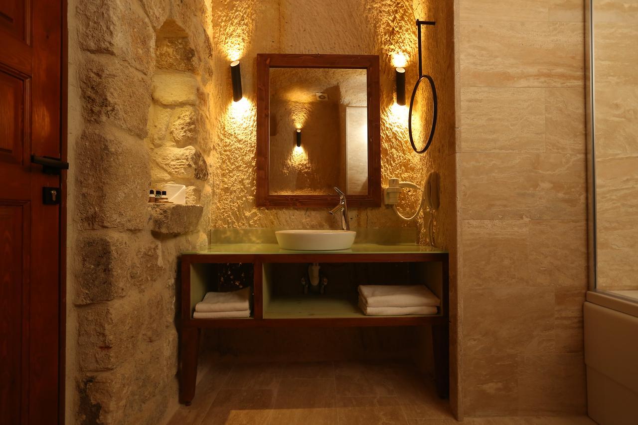 Acropolis Cave Hotel 4*