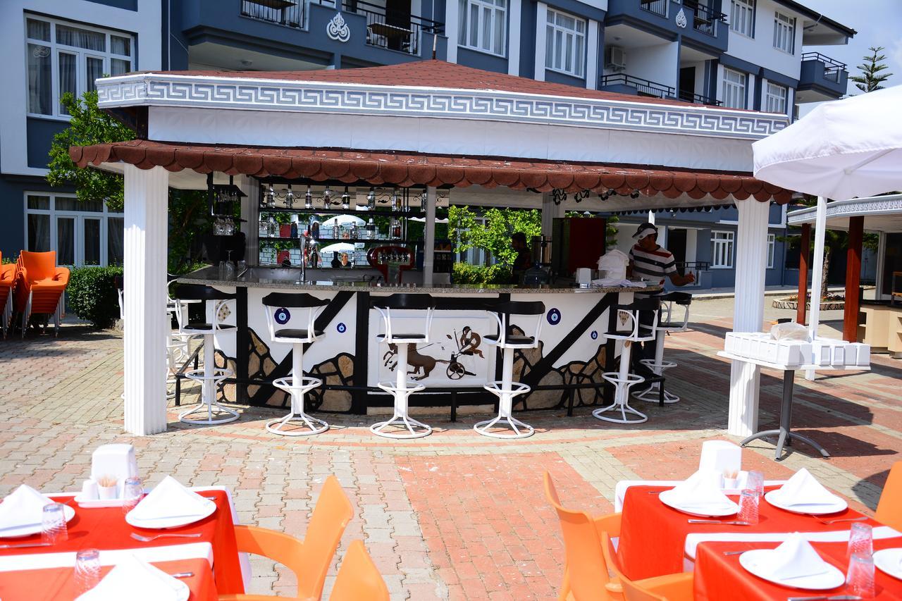 Andros Family Club Side