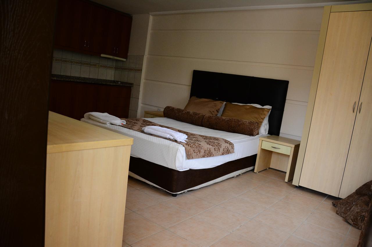 Aparthotel Andros Family Club Side