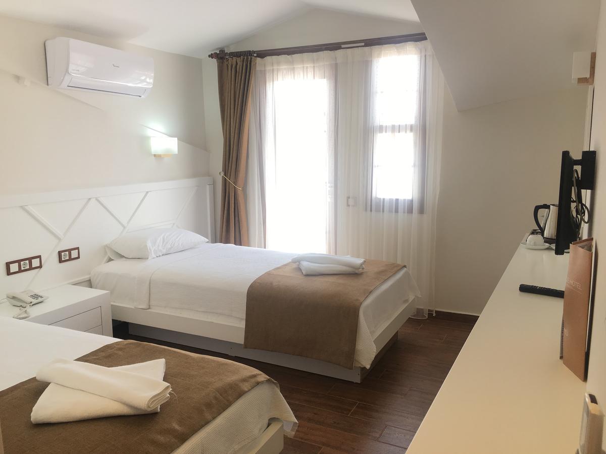 Elegance 3*