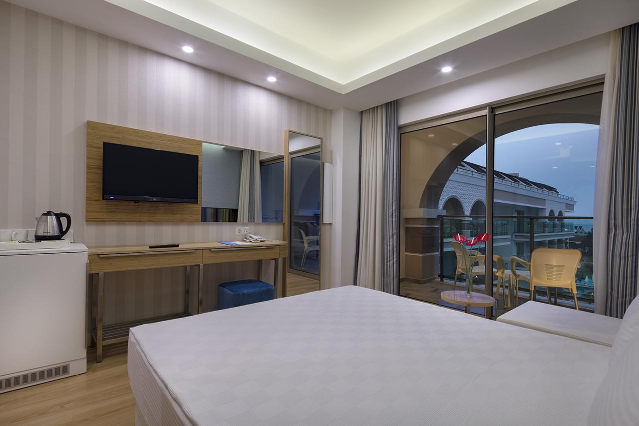 Dosinia Luxury 5* Beldibi (Kemer)