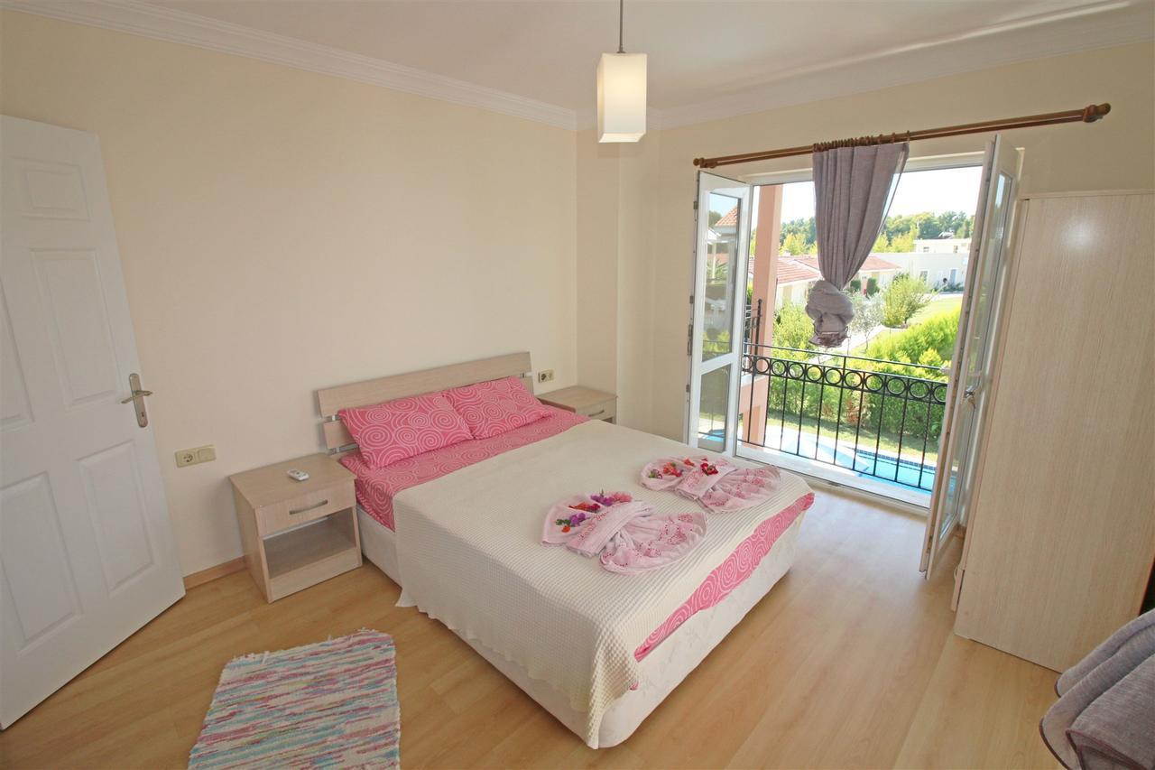 Oasis Lettings A14 Villa *