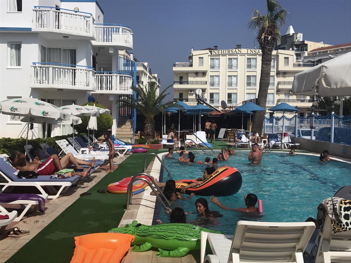 Hotel Sunset Village