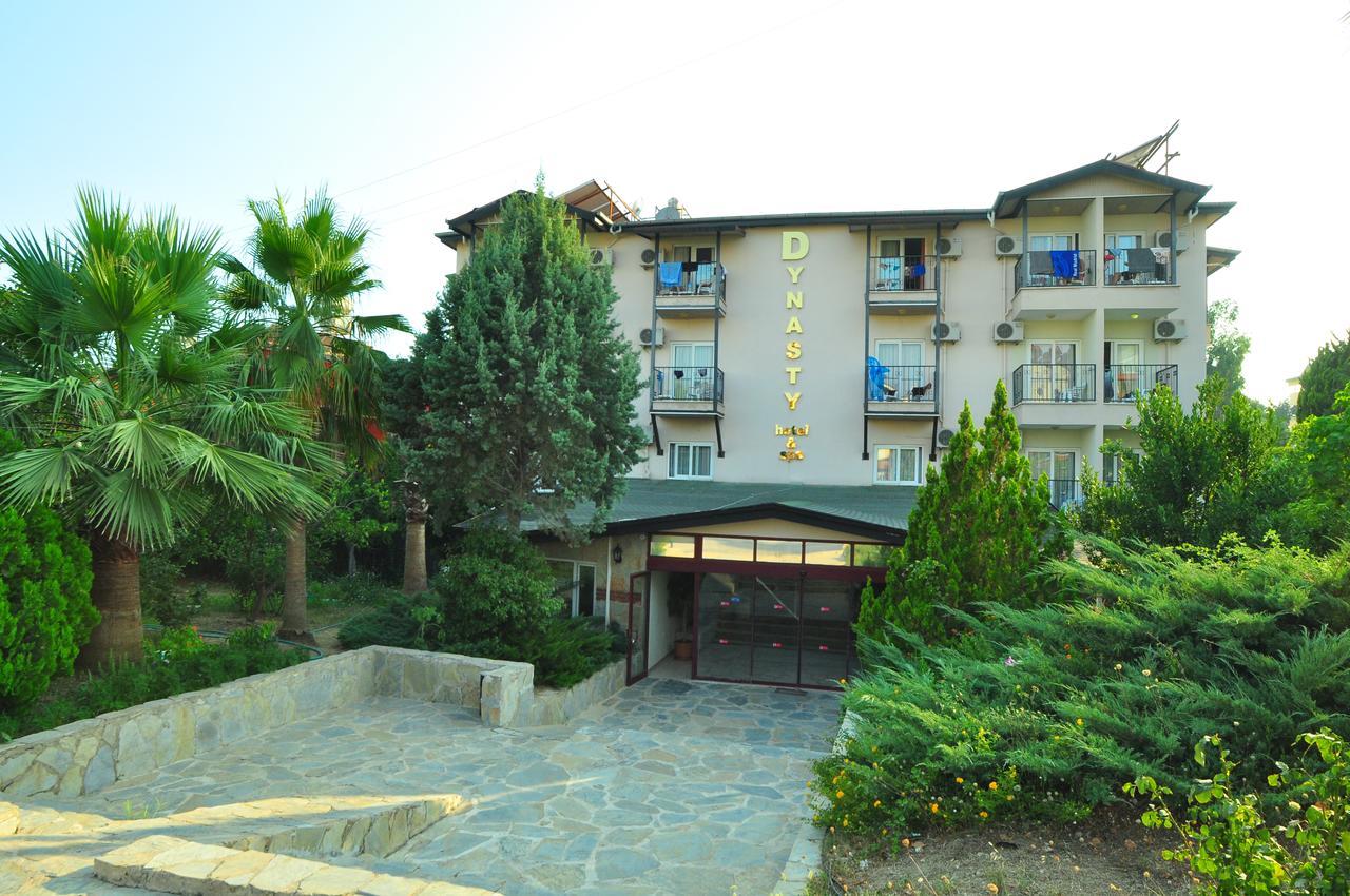 Hotel Dynasty 3*