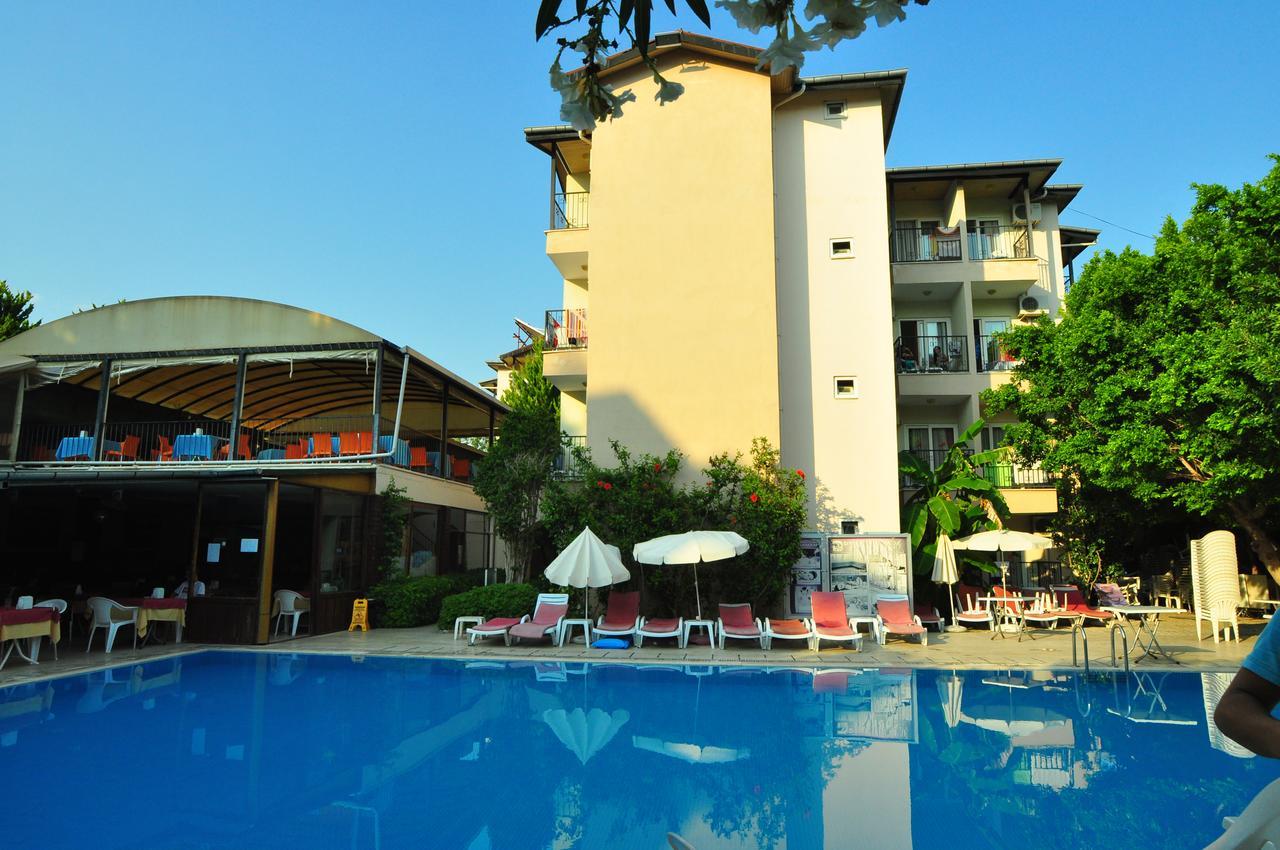 Hotel Dynasty 3*