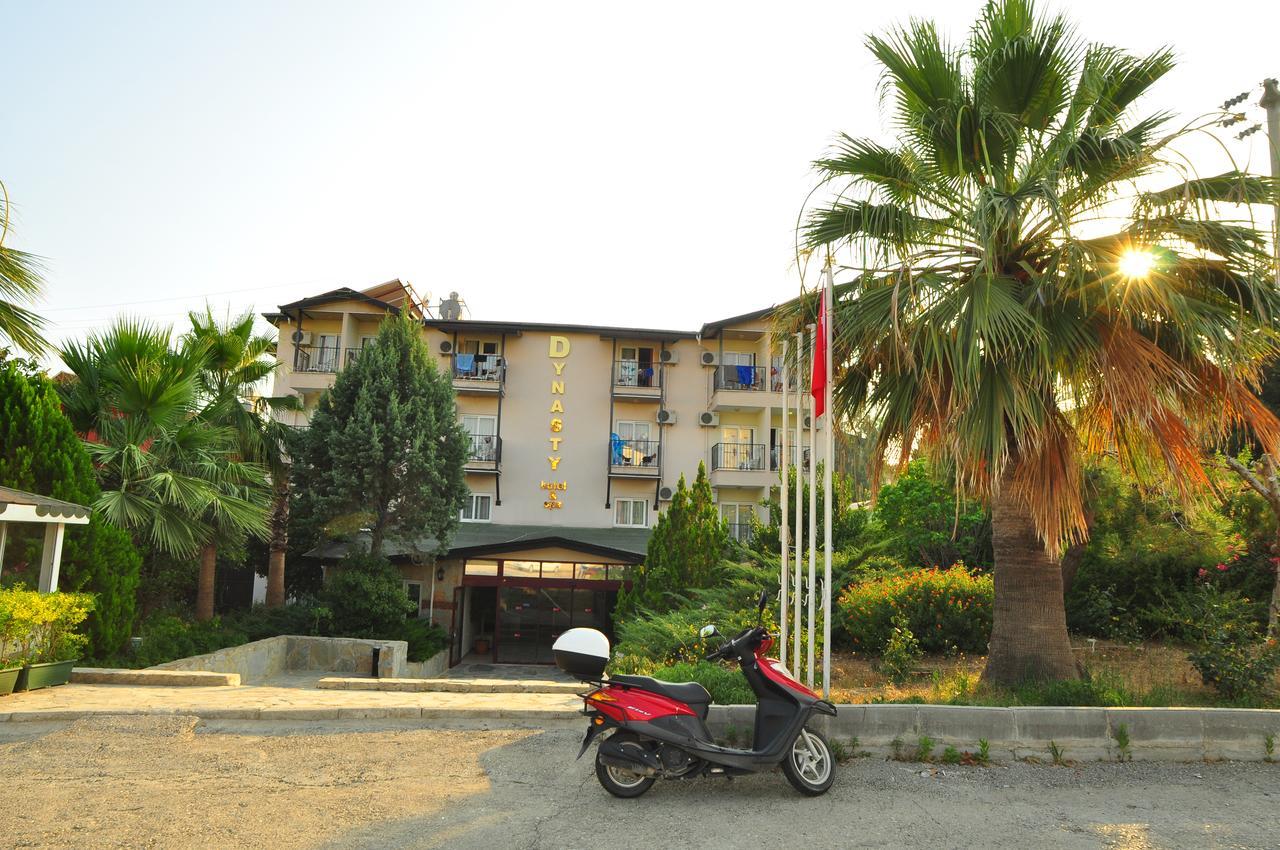 Dynasty Hotel