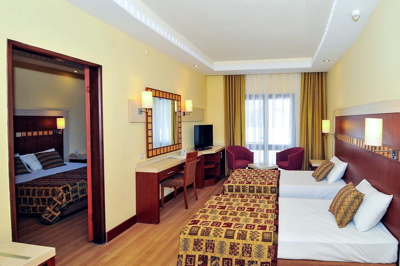 Resort Green Beach Resort