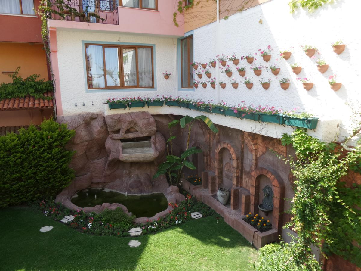 Seagull Hotel 4*