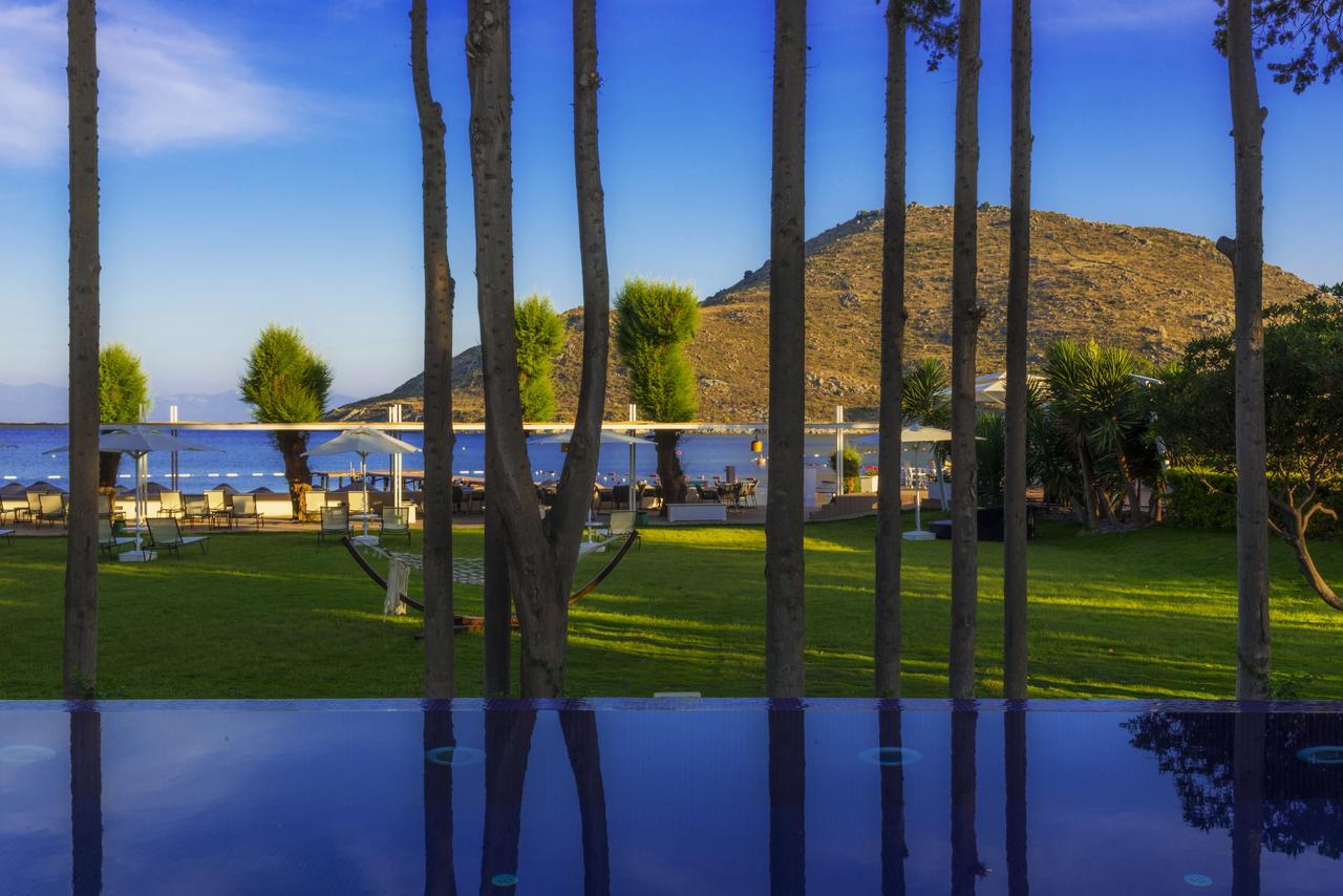 Liv By Bellazure Hotel