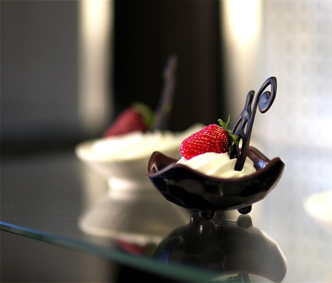 Hotel Crown Serenity Ultra