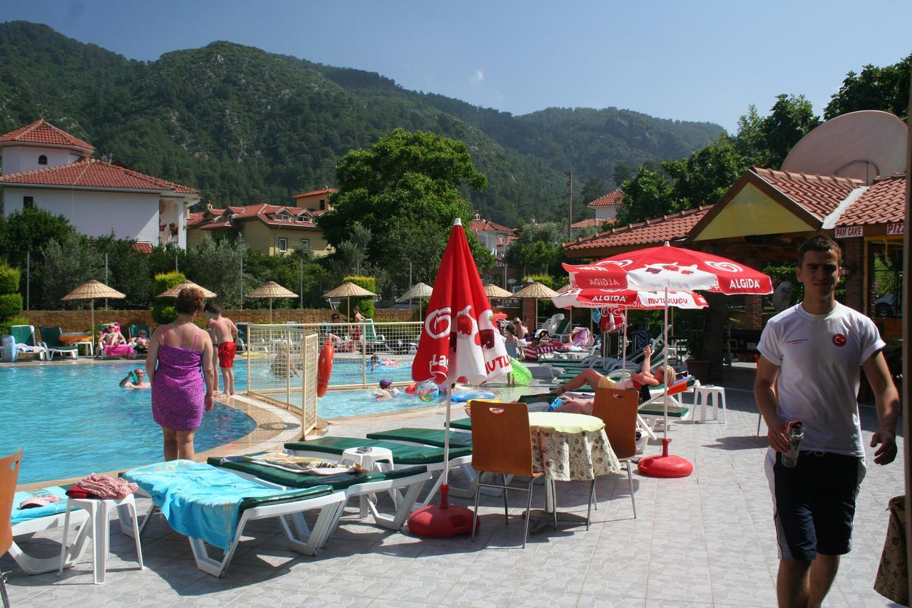 Aparthotel Club Sun Village 3*