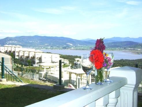 Flamingo Country Club Apartment Complex *